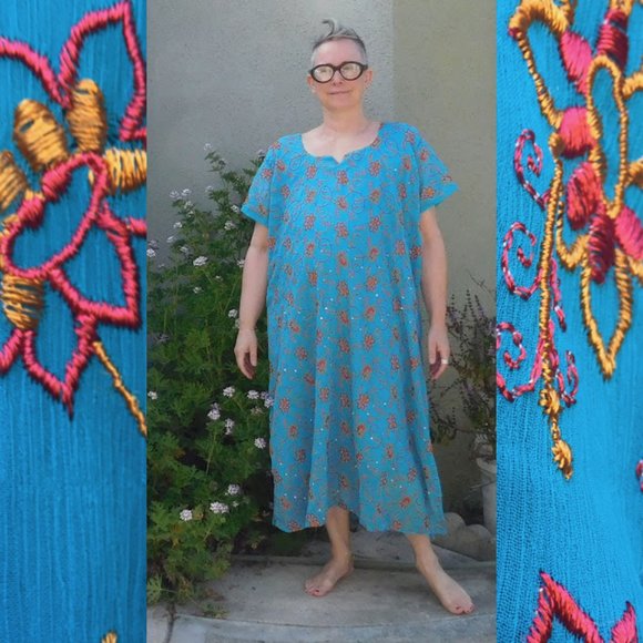 Turquoise Embroidered Shalwar Kameez 2-Piece Set - Picture 1 of 8